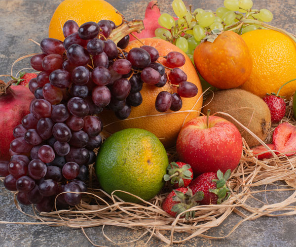 Family-Fruit-Gargen